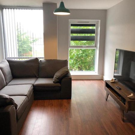 Charming 2-Bed Apartment In Christchurch Christchurch  Esterno foto